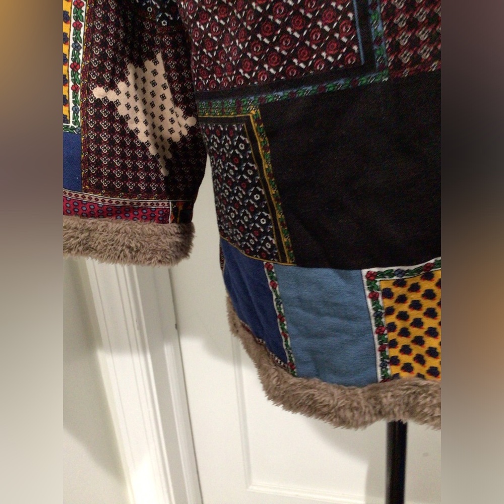 Multi color patch pattern fur jacket - Picture 6 of 7
